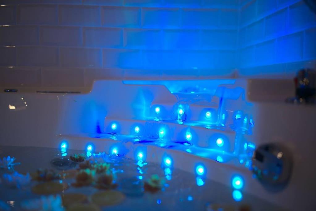 Luxury Room Jacuzzi Centre Ville Haut De Gamme Mulhouse Ngoại thất bức ảnh